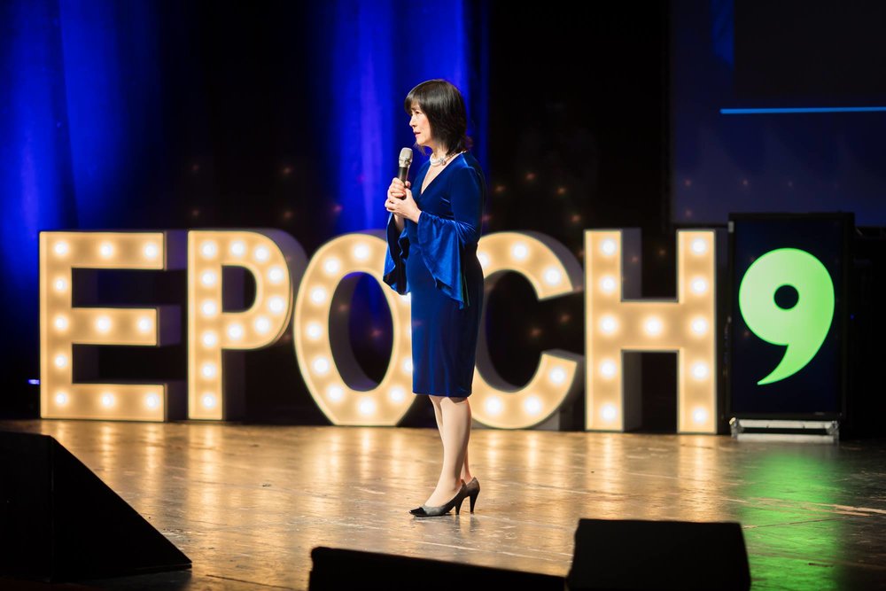 Jennifer Zeng at the Epoch Times event tells how she was persecuted for practicing Falun Gong.
