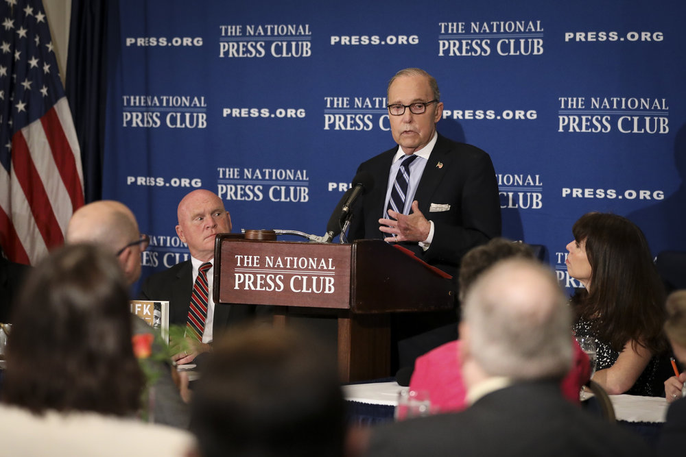 Larry Kudlow addressed the National Press Club in Washington on April 23, 2019. (Samira Bouaou/The Epoch Times) 库德洛2019年4月23日在美國國家記者部就美國經濟發表演講。（攝影：英文大紀元攝影師Samira Bouaou）