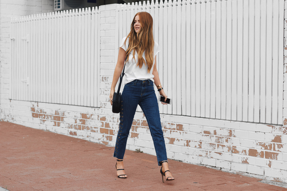 NA-KD t-shirt, relaxed blue denim jeans, eyelet trend, raw hemline, the mode collective sara heel