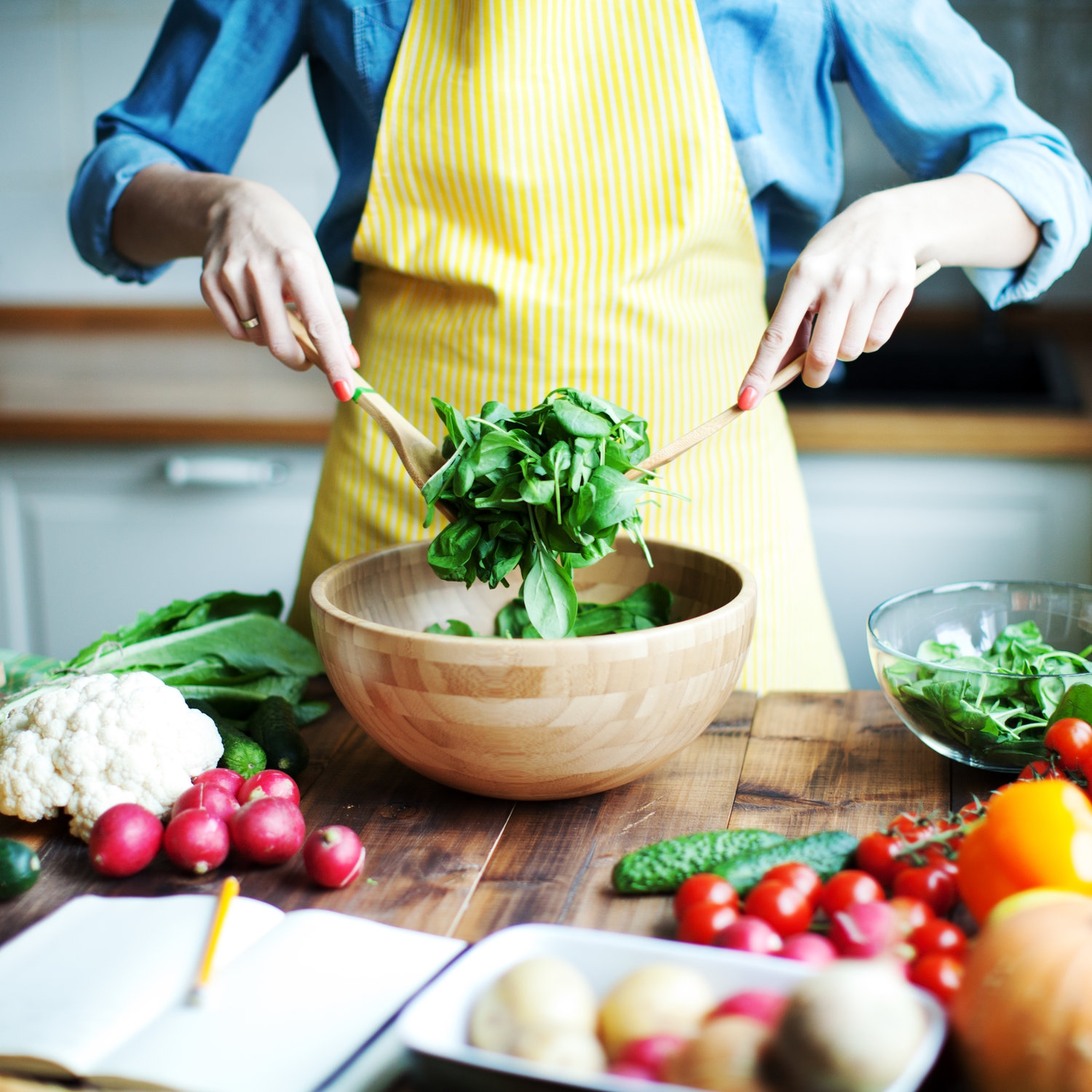 Are Bagged Salads Healthy? | Carolyn Williams, PhD, RD