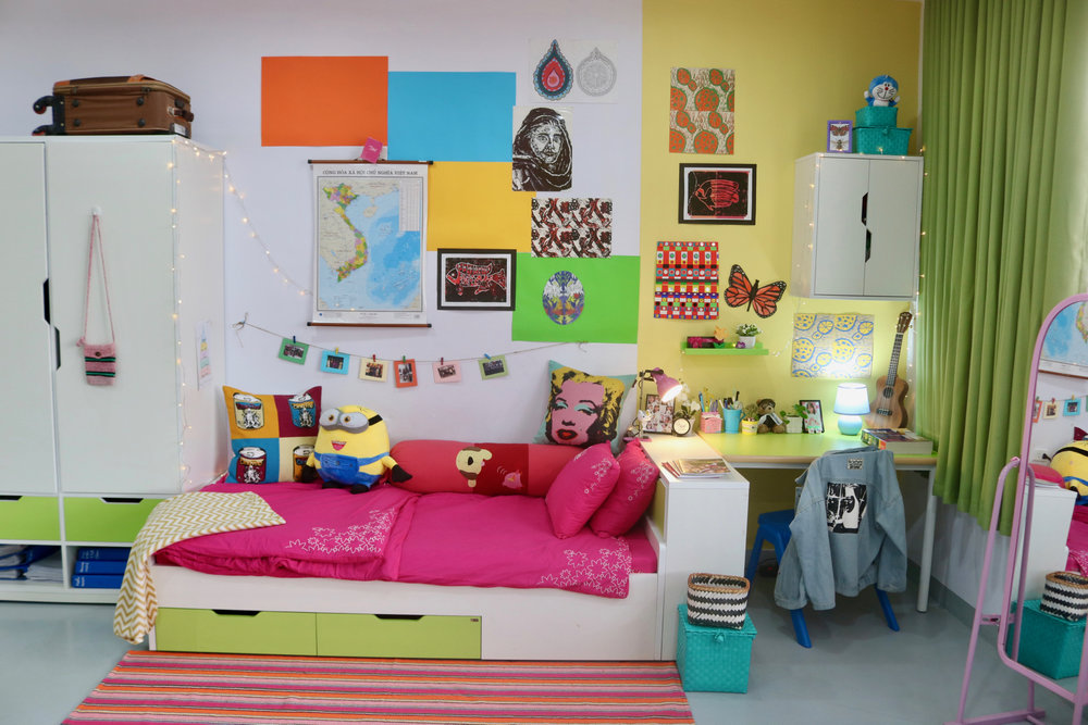 Girls dorm wardrobe bed desk.jpg