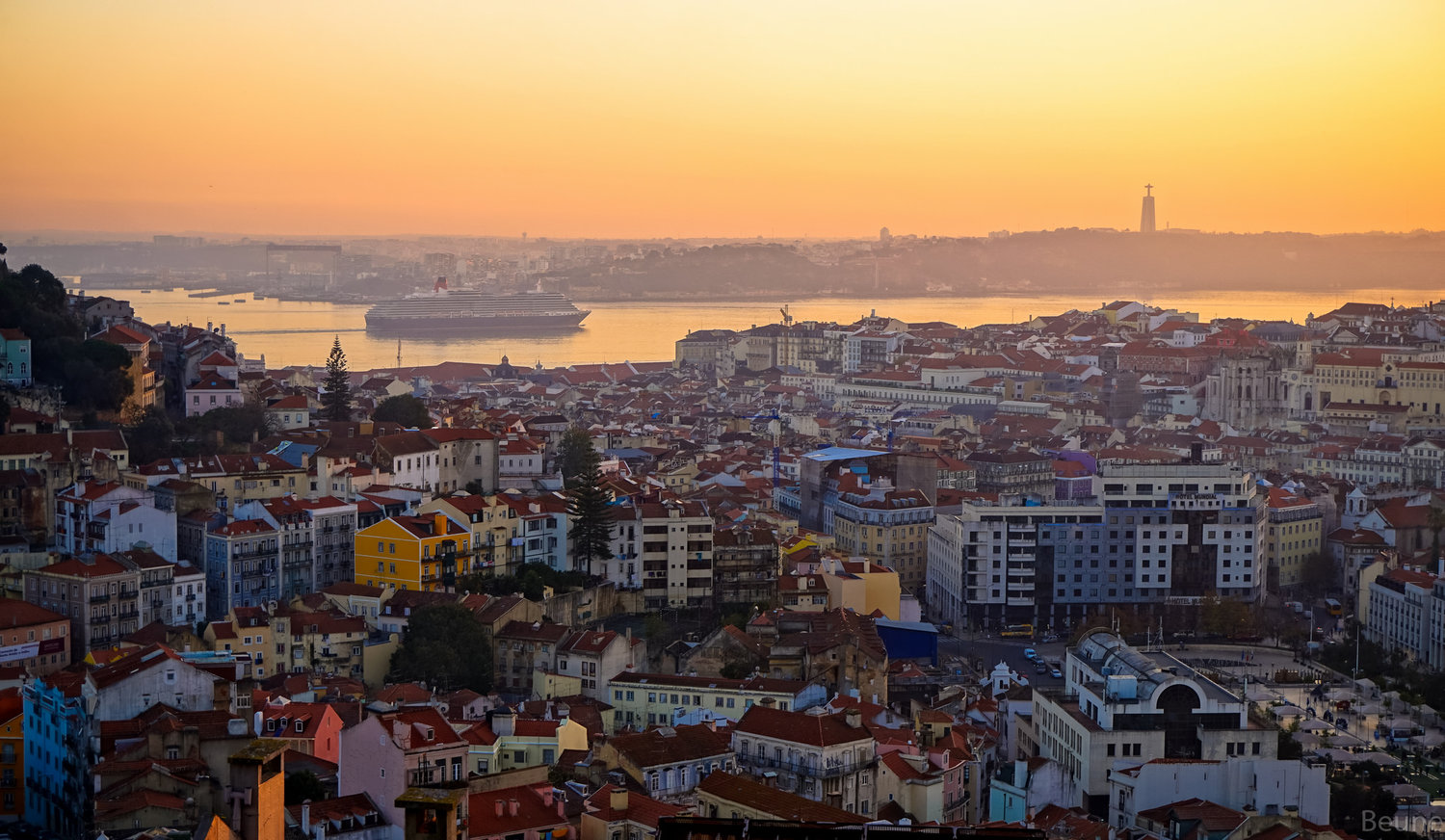 Kết quả hình ảnh cho portugal real estate