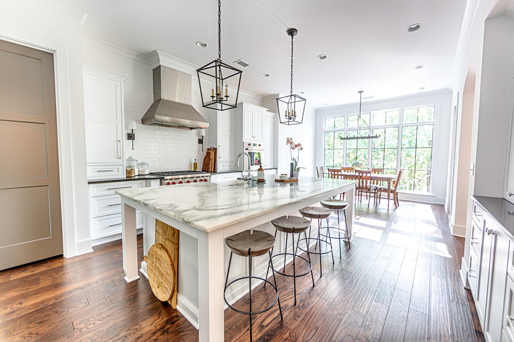 How Much Space Do You Need For a Kitchen Island When Remodeling