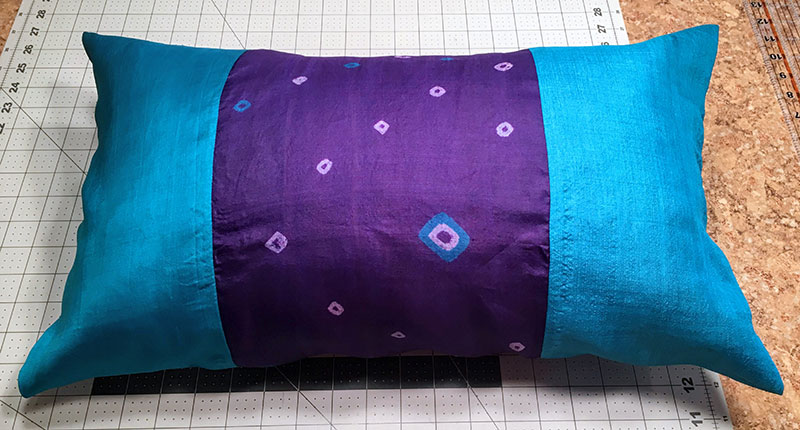 Sewing tutorial: Easy silk sari pillow sham
