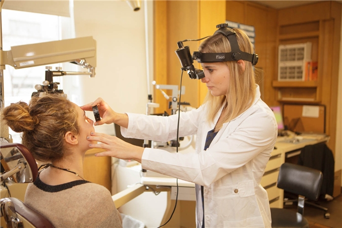 Uncovering The Aesthetics Of PRK & LASIK Eye Surgery