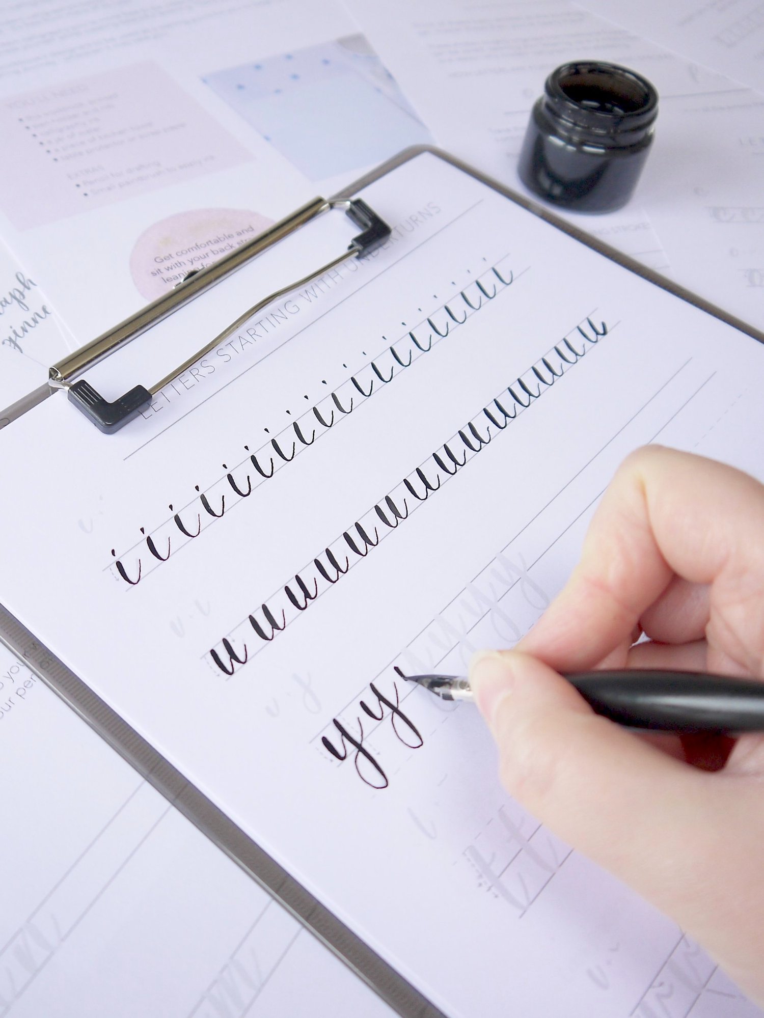 Learn How to Write the Modern Calligraphy Alphabet — Mirabelle Makery