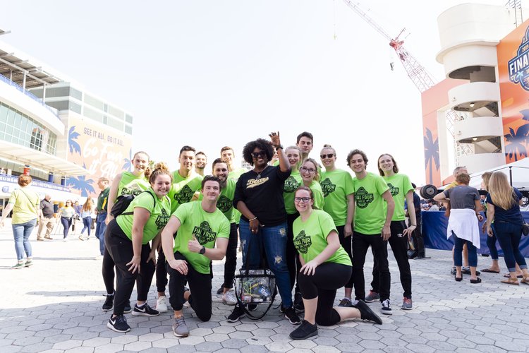 The 2019 Women’s Final Four ‘Sustainability Squad’ volunteers in Tampa Bay recognized fans who exhibited sustainable behaviors like refilling water bottles and sorting their waste properly with waste preventing rewards. (Photo: Tampa Bay Local Organizing Committee)