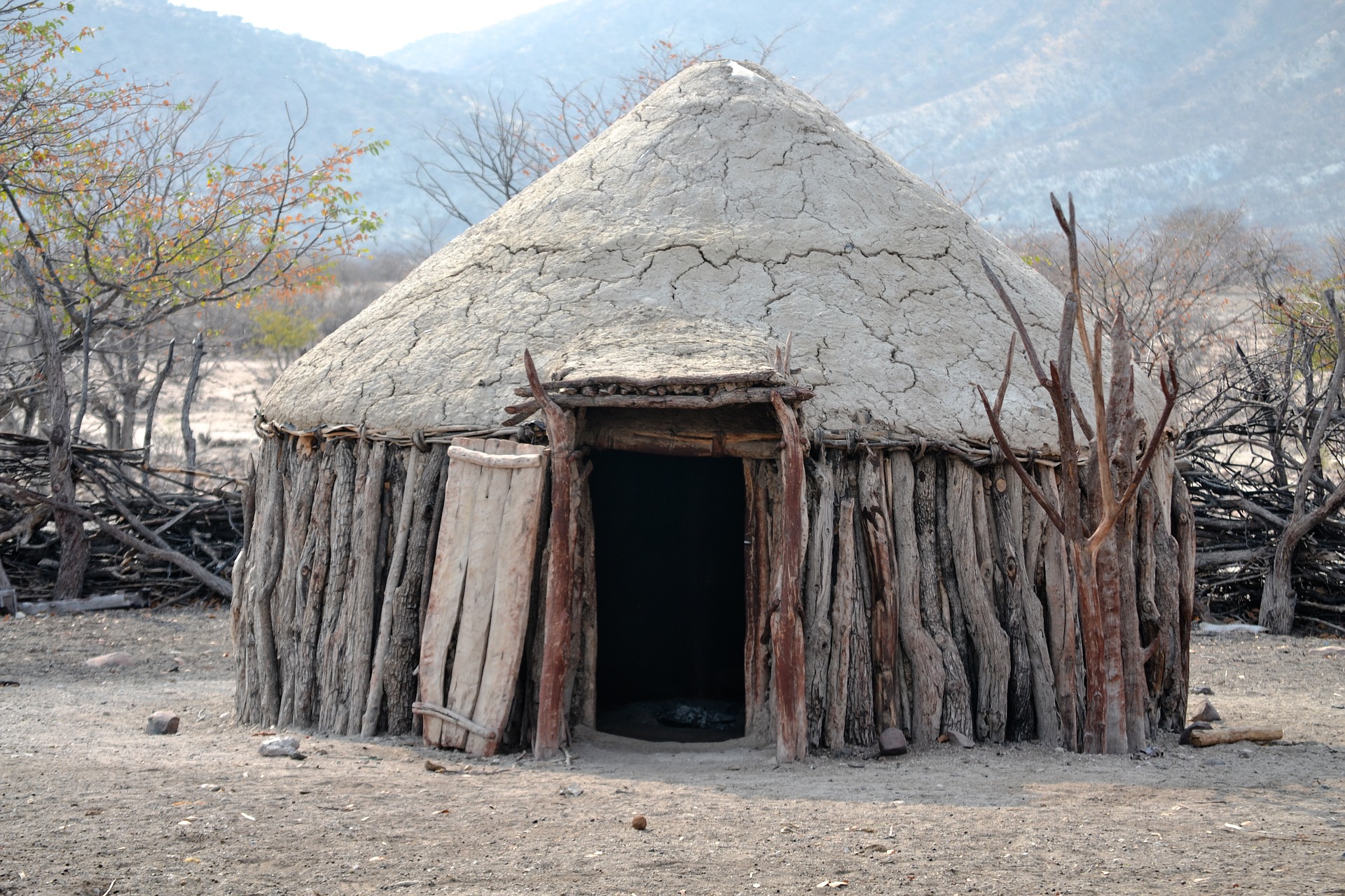 Хижина жилище племен Африки