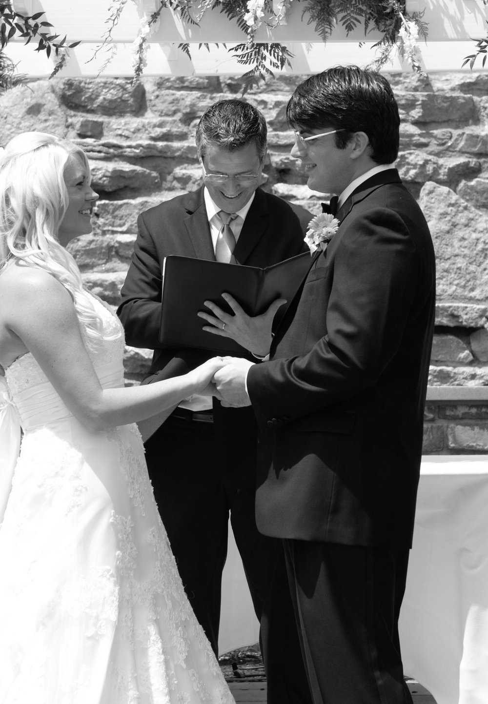 Columbus Ohio, Ben and Teresa's wedding with Damian King officiant