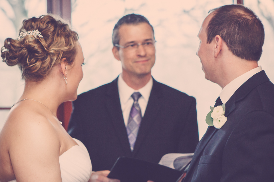 Wedding officiant, Damian King of United Marriage Services Columbus Ohio