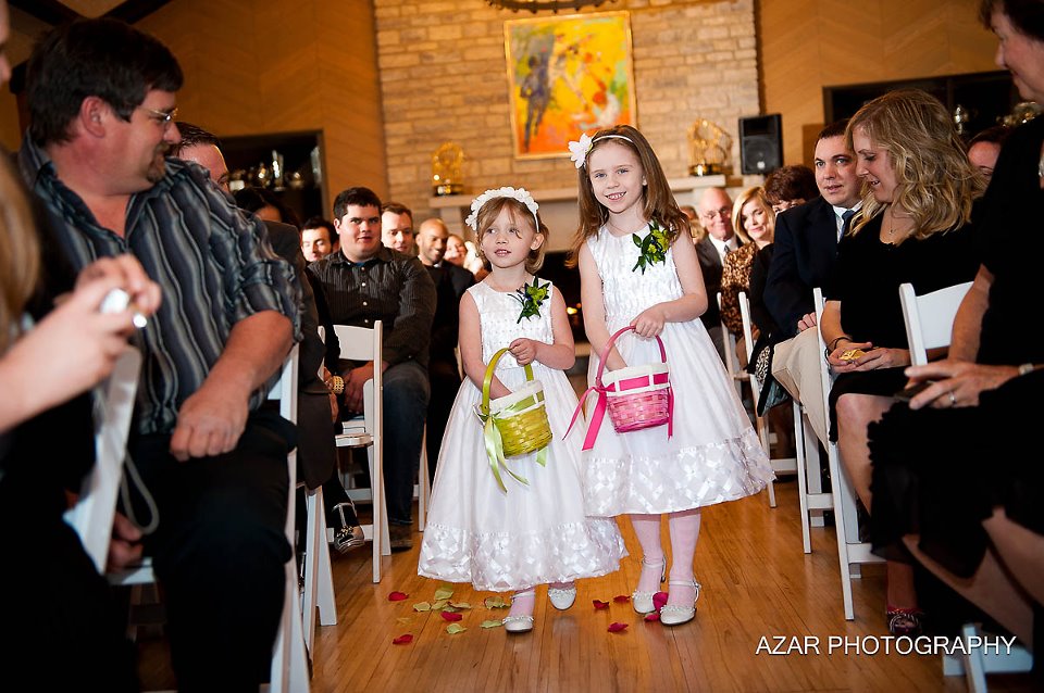 Flower girls at wedding ceremony for Brenda and Clint at Darby House in greater Columbus, Ohio