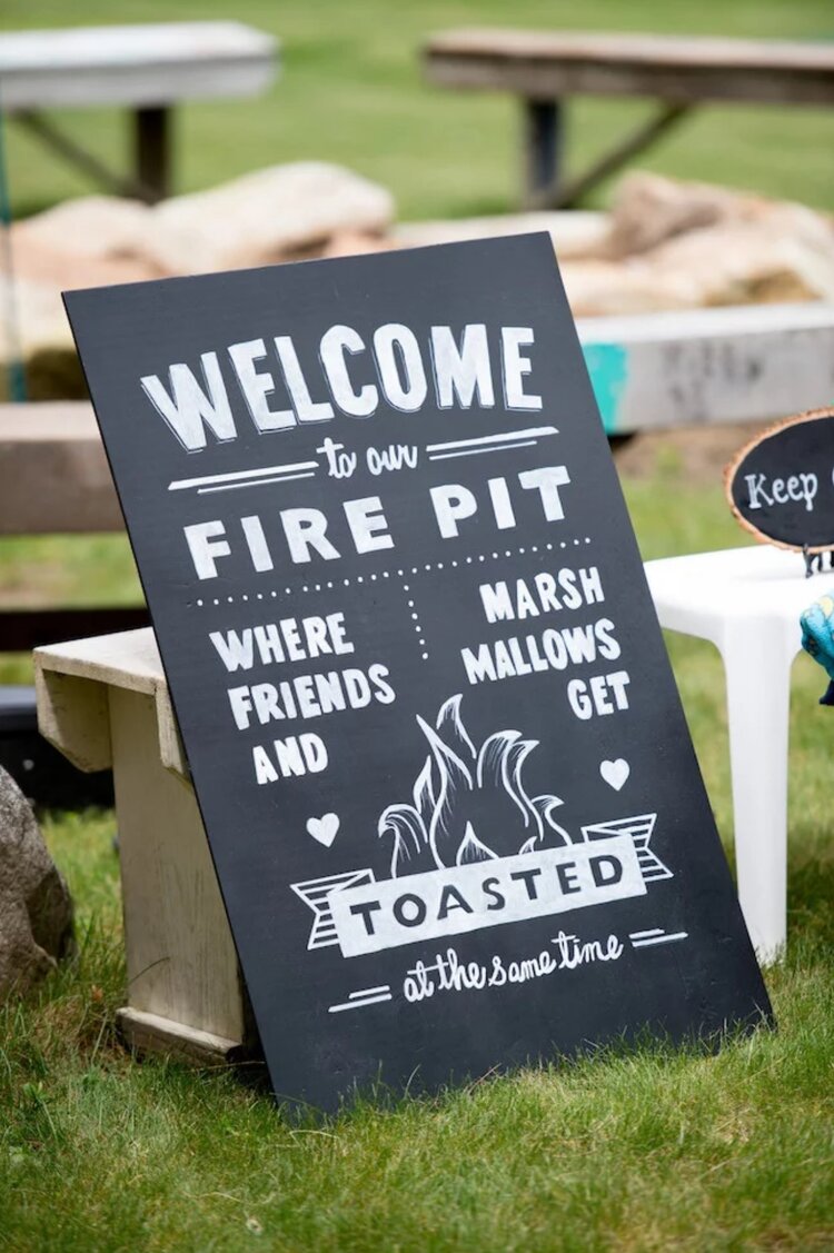 Funny-Wedding-Day-Signs-Fire-Pit
