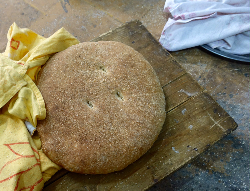 bread baking Morocco