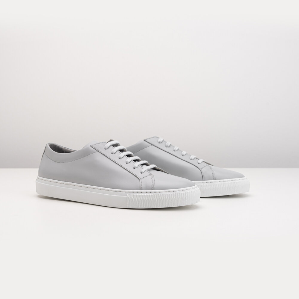 Essential Sneakers - Light Grey/White | Artisan Lab