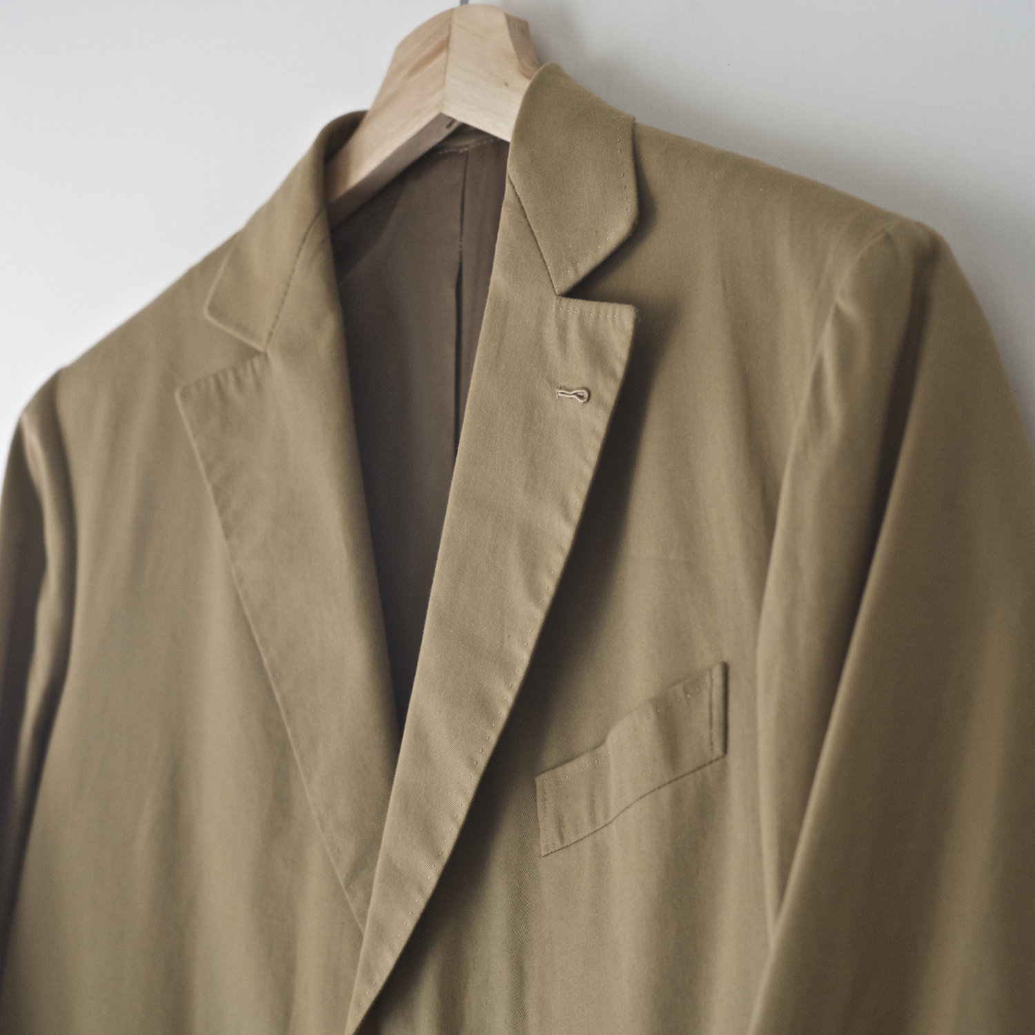 Arnys Beige Bespoke Cotton Suit — Combray