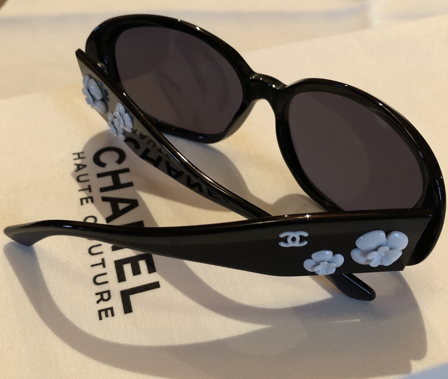 Introducir 89+ imagen chanel camellia eyeglasses