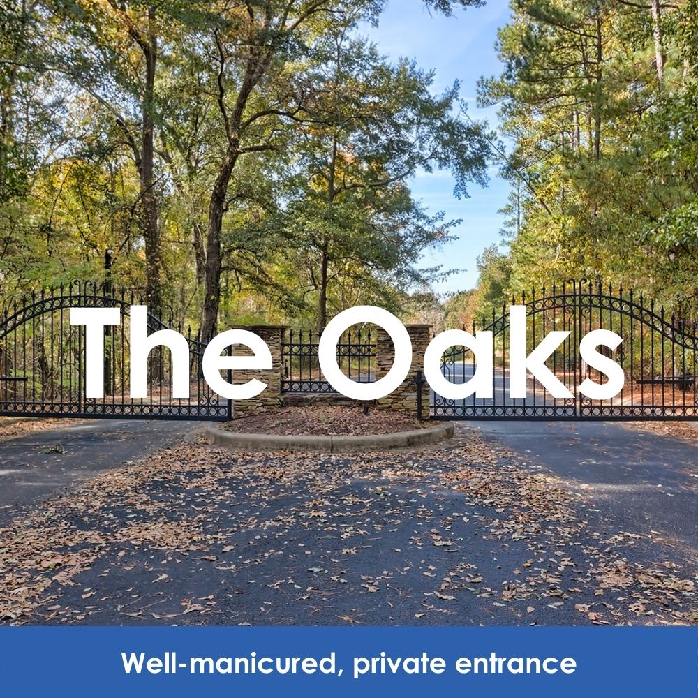 The Oaks. Well-manicured private entrance