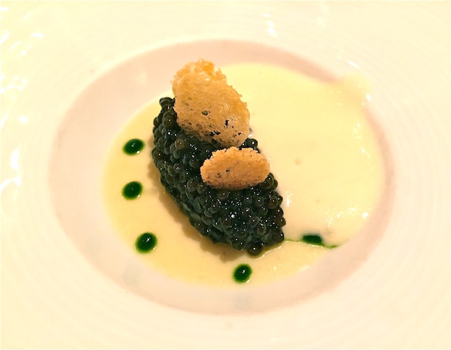 daniel-krug-champagne-dinner-caviar-quenelle