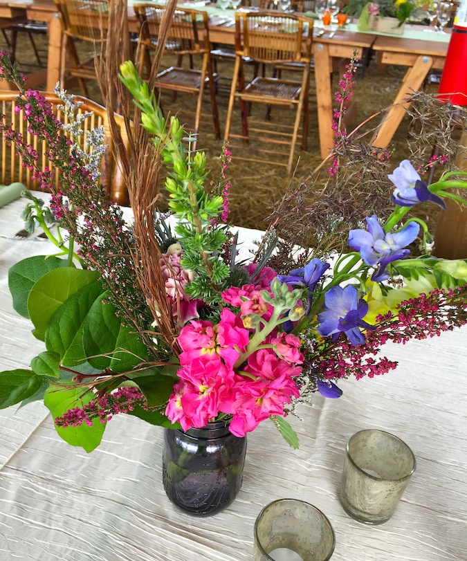 swank-farm-stand-dinner-flowers