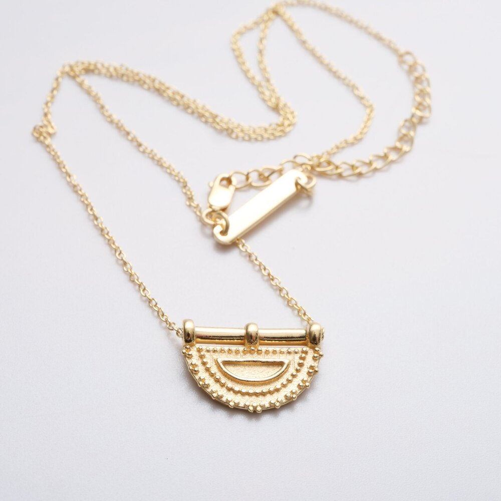 Necklace Half Moon Pendant Gold Plated 3