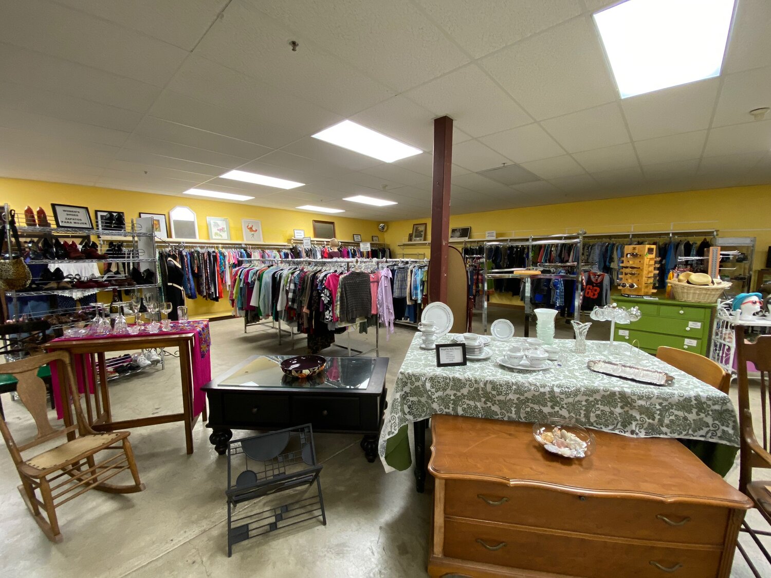 Thrift Store — Hood River Valley Adult Center