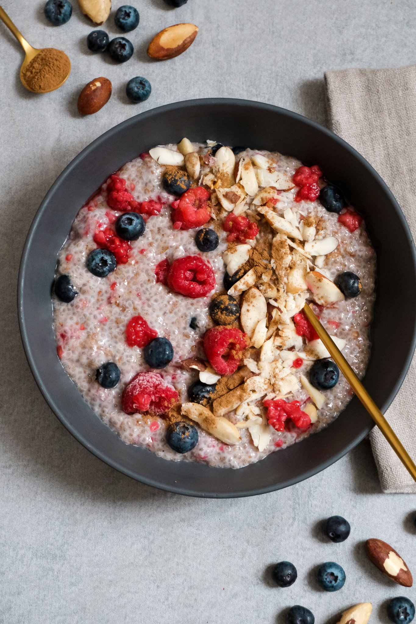 CHIA PUDDING WITH BRAZIL NUTS AND BERRIES — MAGDA MAG DAS