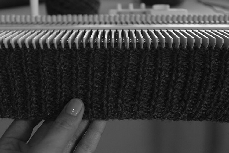 how to make a sweater on a knitting machine