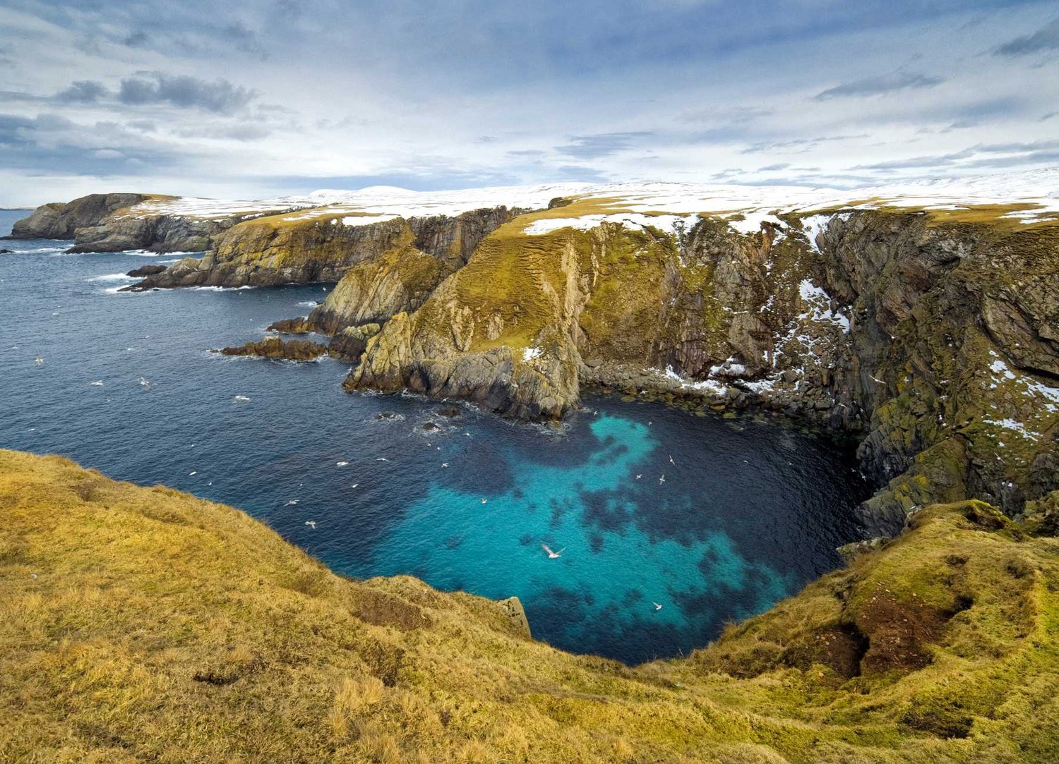 Explore the Enchanting Shetland Islands: Uncover History and Natural Beauty