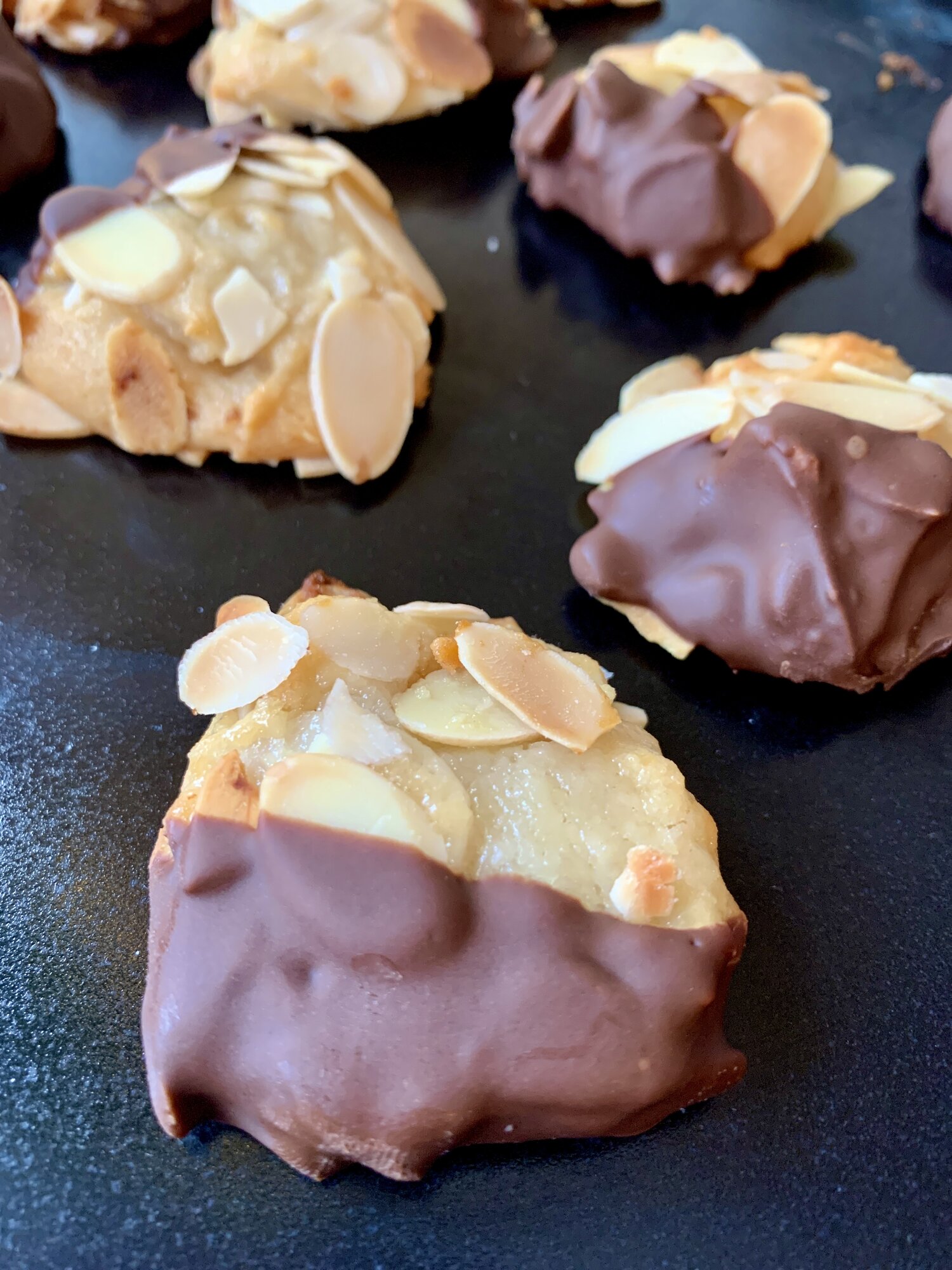 Chewy Marzipan-Chocolate Bites — Pinch of Mania