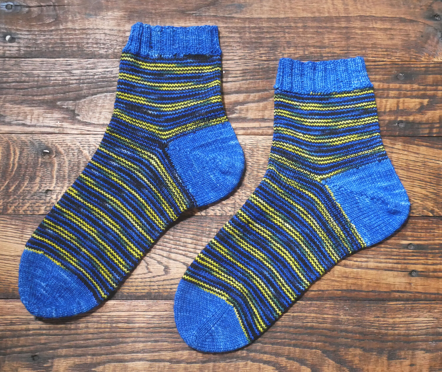 This or That, Socks with Options - Top Down Sock Knitting Pattern ...