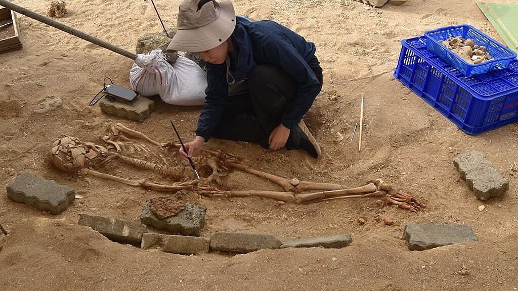 Human skeletons, relics found in Pingtung date back 4,000 years