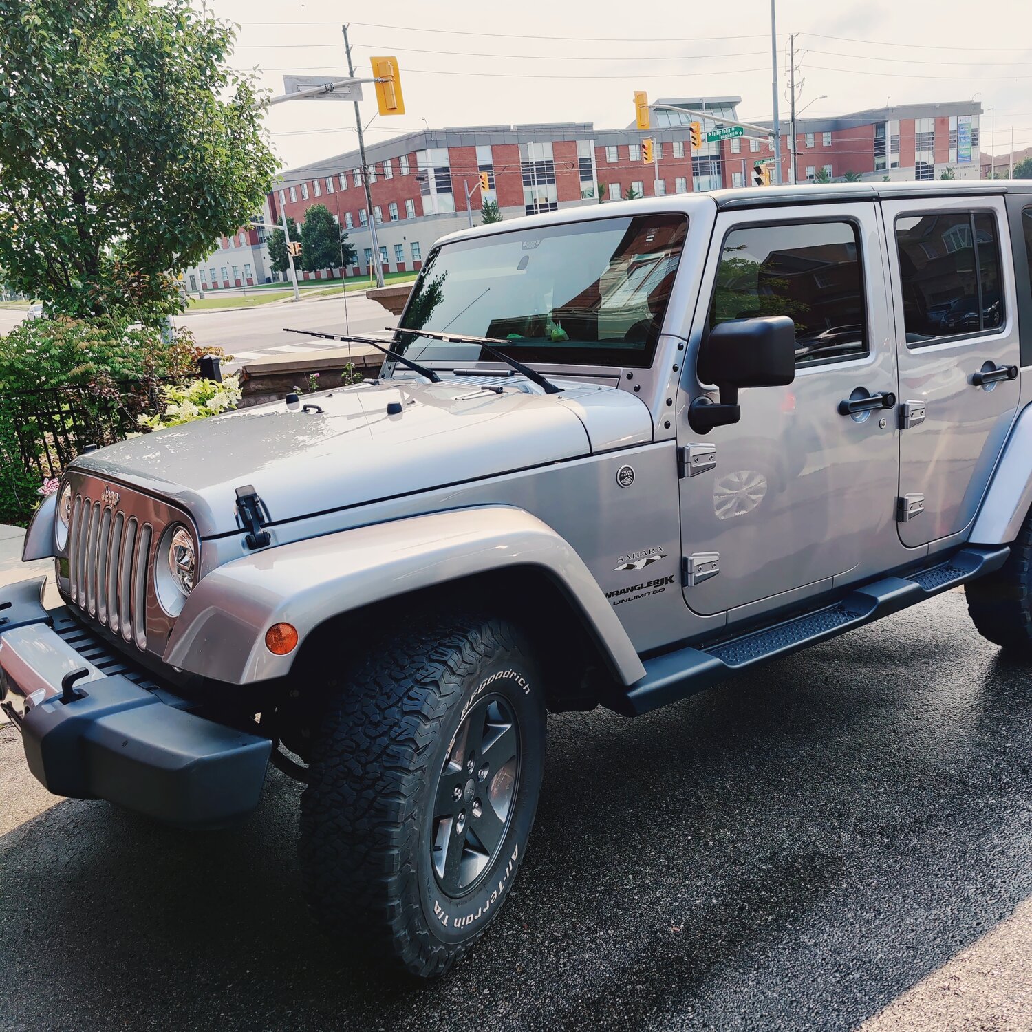 Jeep Wrangler - Gold Package — 