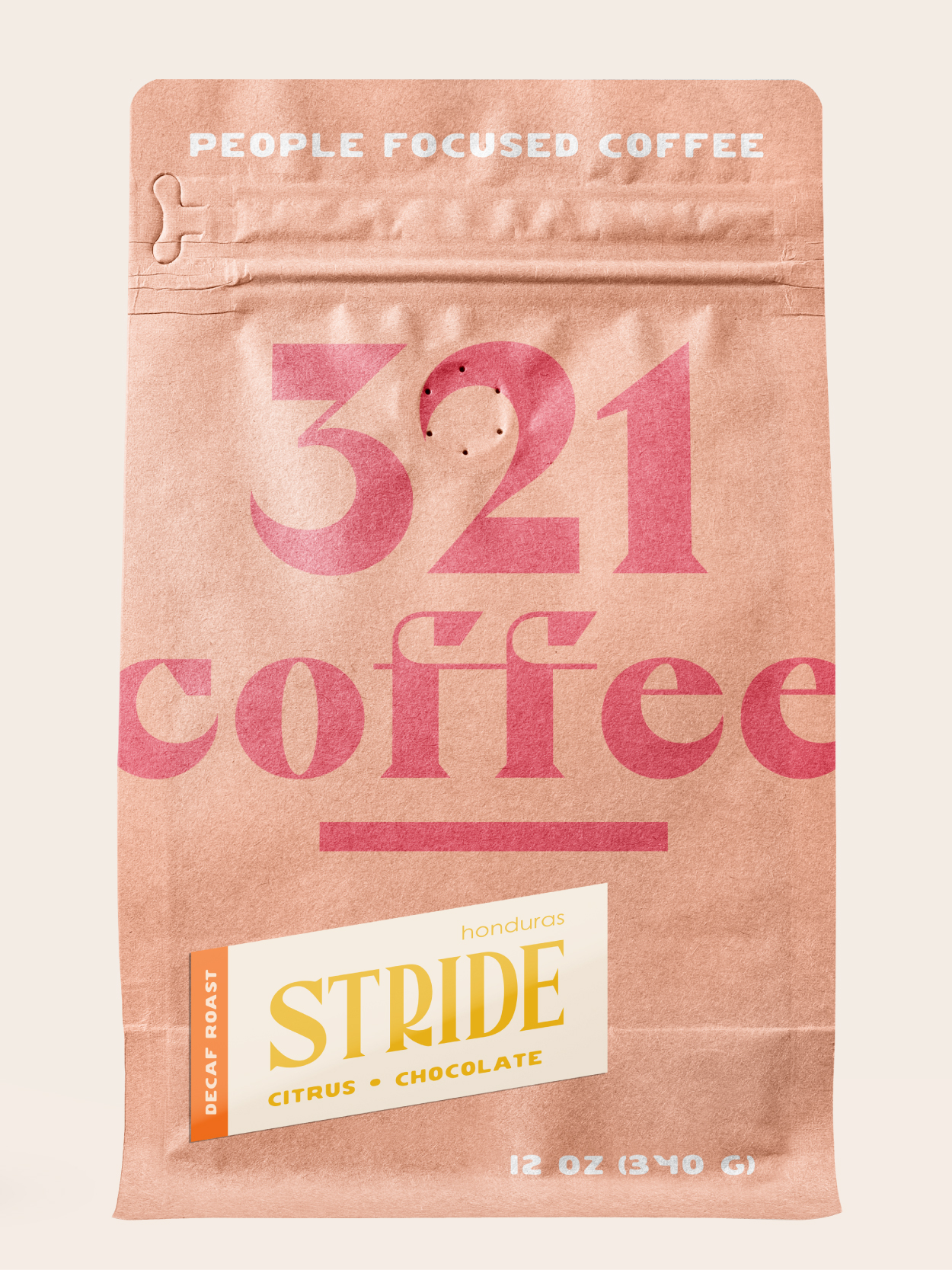 An image of 321's Stride coffee. When hovered over, the text Stride Decaf Roast, Citrus and Cocoa, Honduras, appears above the bag.