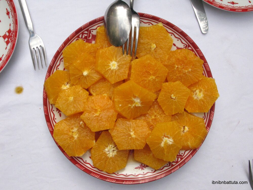 Basic Moroccan dessert: oranges and cinnamon