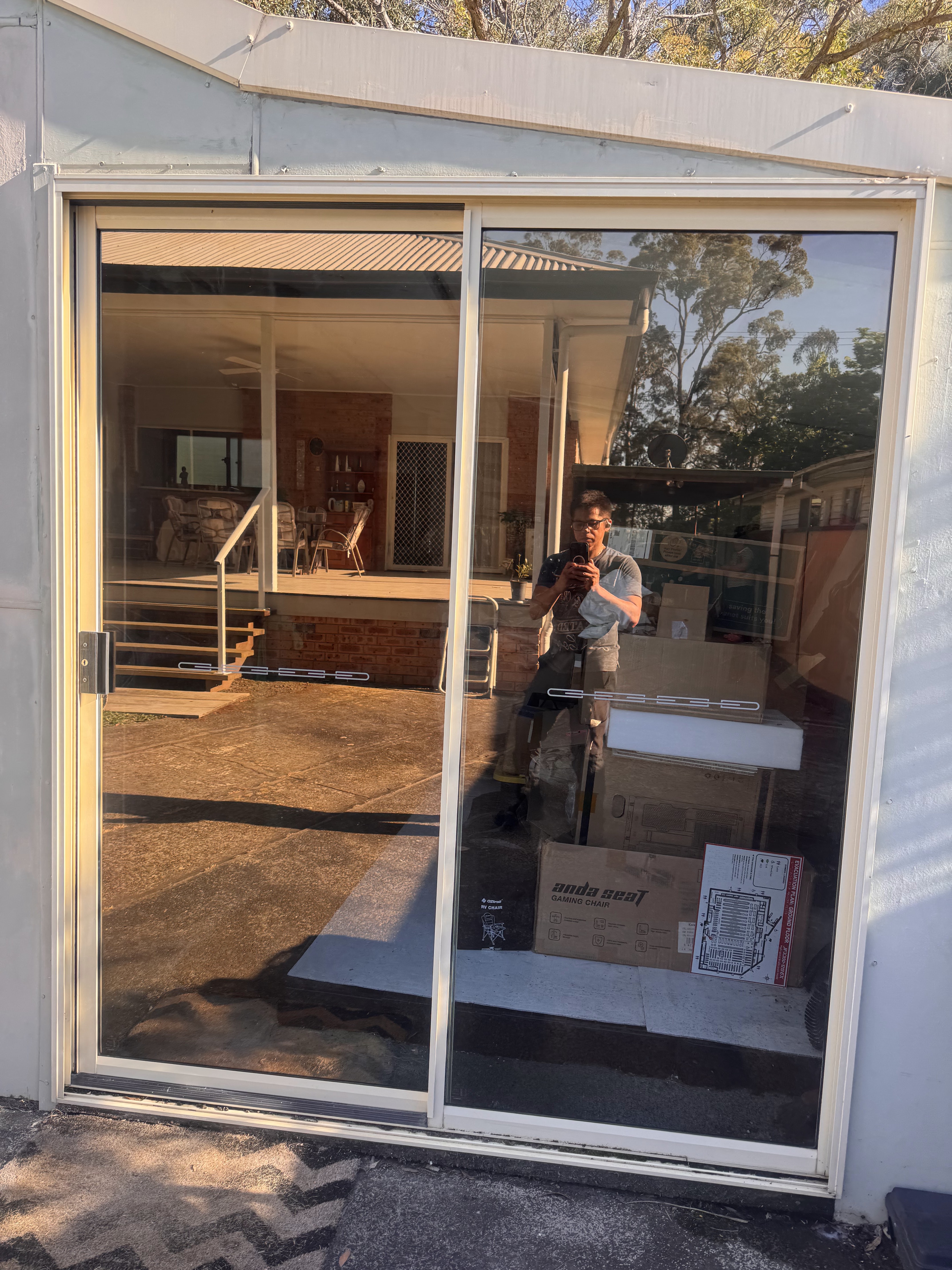 Sliding door with home window tint