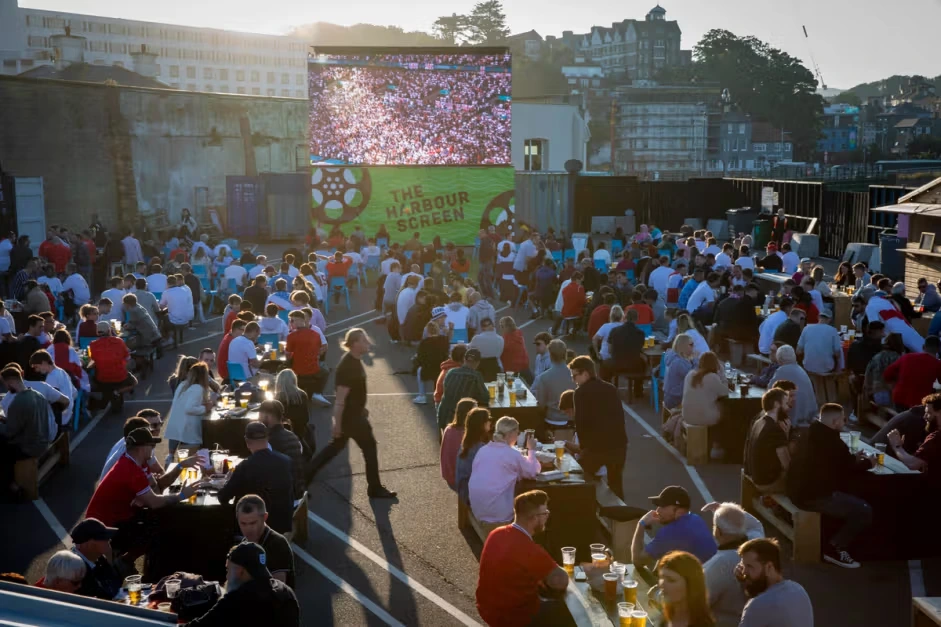 Live music and outdoor events at Folkestone Harbour Arm