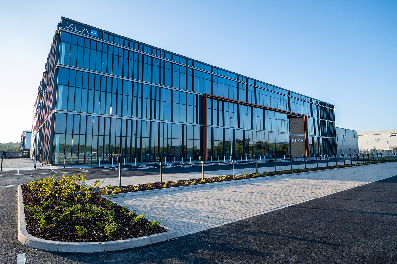 Semiconductor Manufacturing & R&D Centre