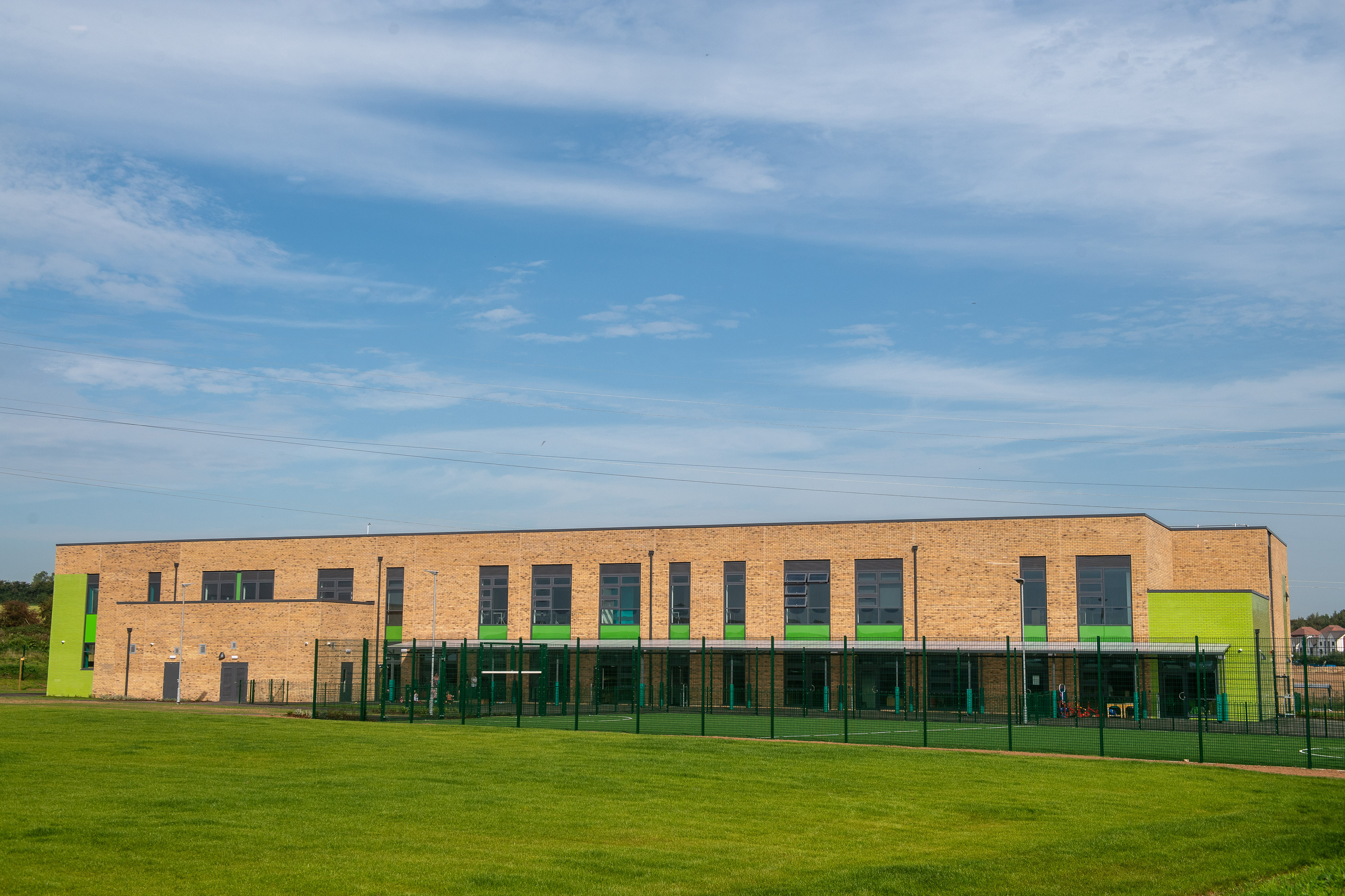 Ysgol Gynradd Groes-wen Primary School